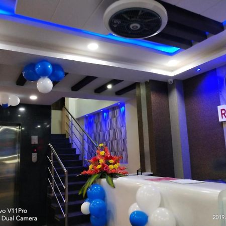 Hotel Grand Suites Bangalore Bagian luar foto