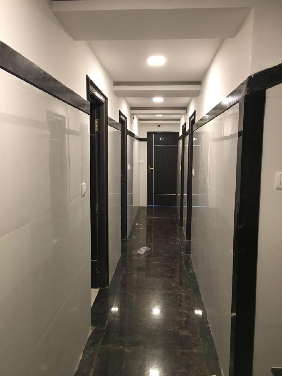 Hotel Grand Suites Bangalore Bagian luar foto